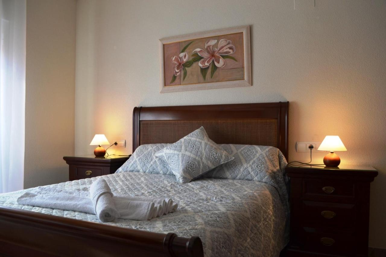 Apartamento Ribera Real II กอร์โดบา ภายนอก รูปภาพ